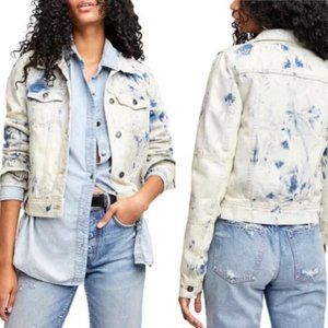 NWT Free People Rumors Jones Tie Dye Blue Denim Jacket‎ Large